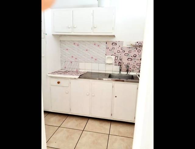 1 BEDROOM PROPERTY TO RENT IN SOUTH BEACH